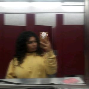 Meet your Posher, Valerie